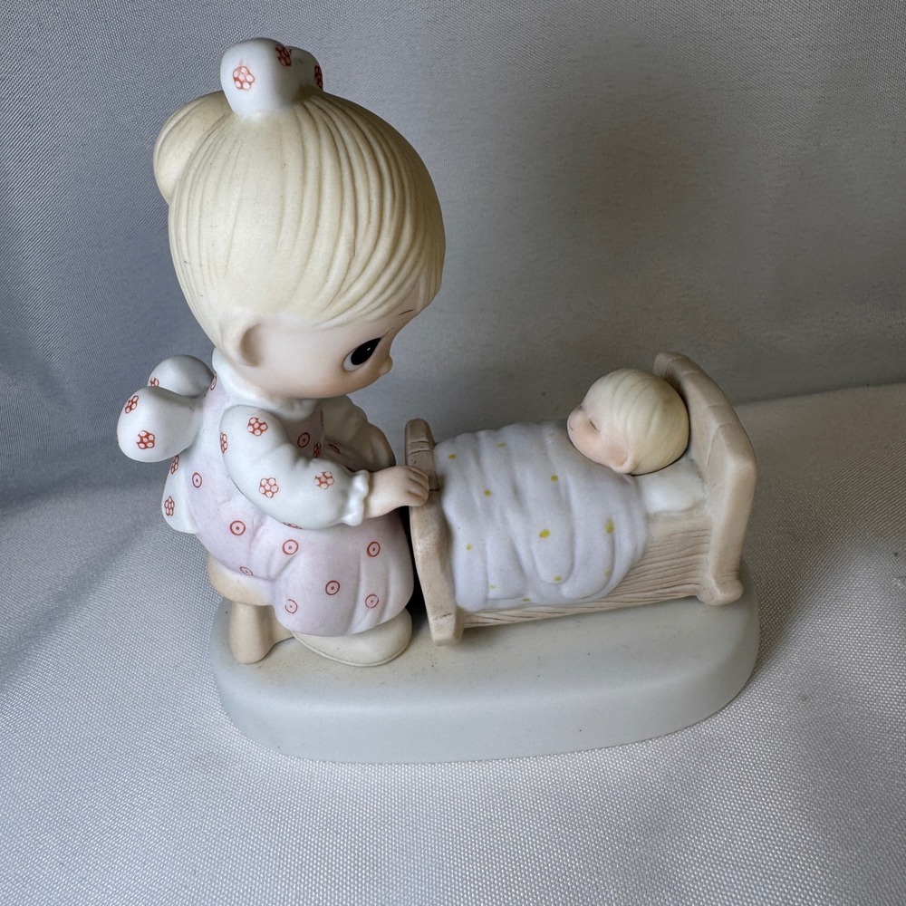 Precious Moments 1979 The Hand That Rocks The Future Figurine E-3108 Enesco